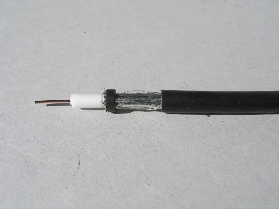 RG-59U/FA -PE (305m)