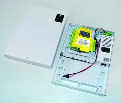 0408301083-Paxton_Net2_IOboard_box_zdroj