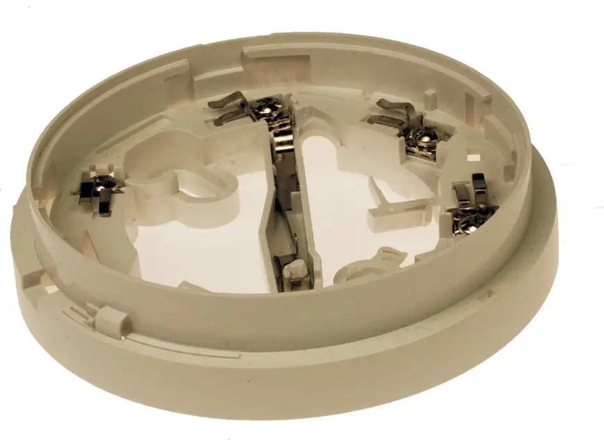 4B-C_zásuvka s propojkou